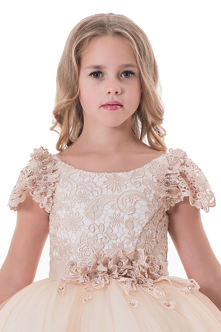 2024 Ball Gown Flower Girl Dresses Scoop Short Sleeves Tulle With Applique