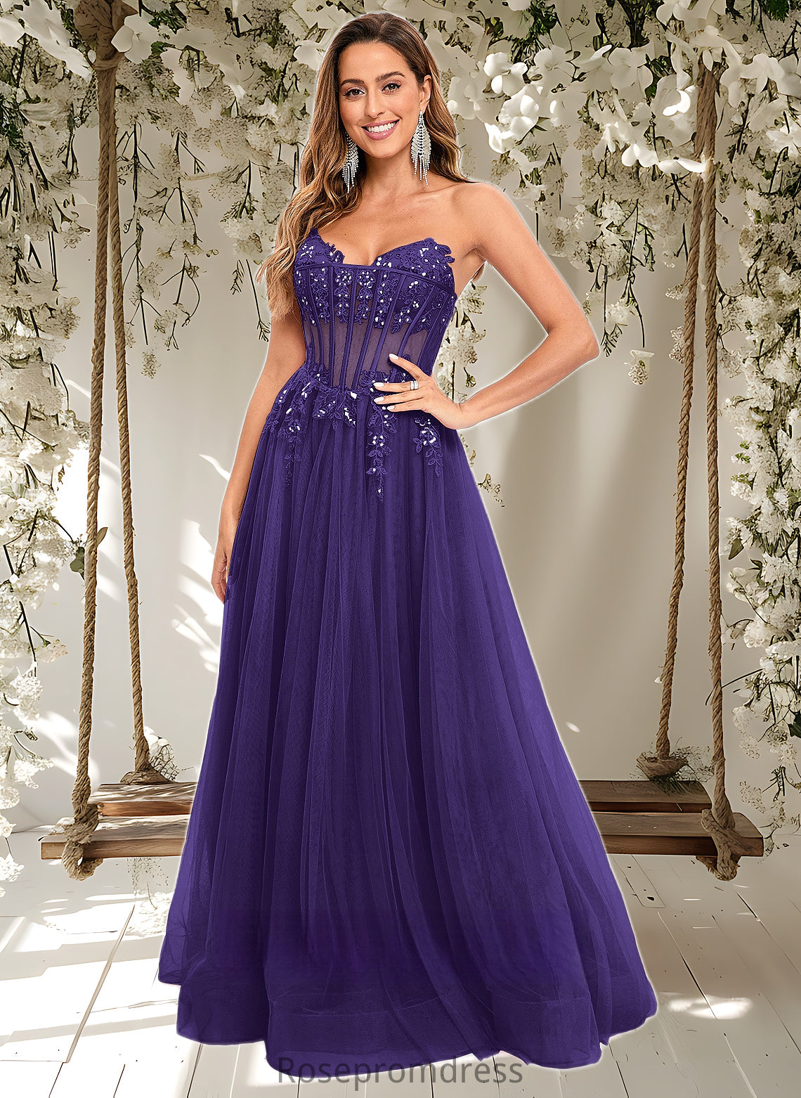 Camila Ball-Gown/Princess V-Neck Floor-Length Tulle Prom Dresses With Sequins Appliques Lace DSP0025837