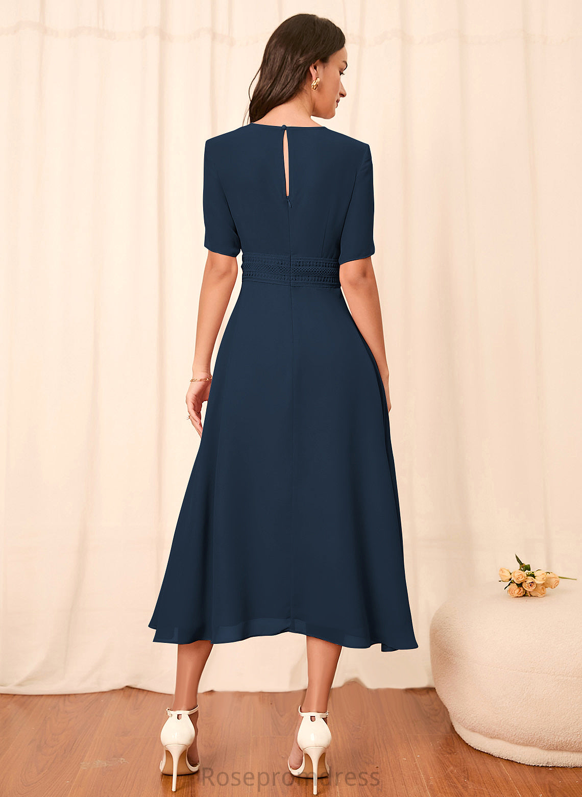 Sleeves Straps Silhouette Length A-Line Fabric Sleeve Knee-Length Leila Floor Length Natural Waist Sleeveless Bridesmaid Dresses