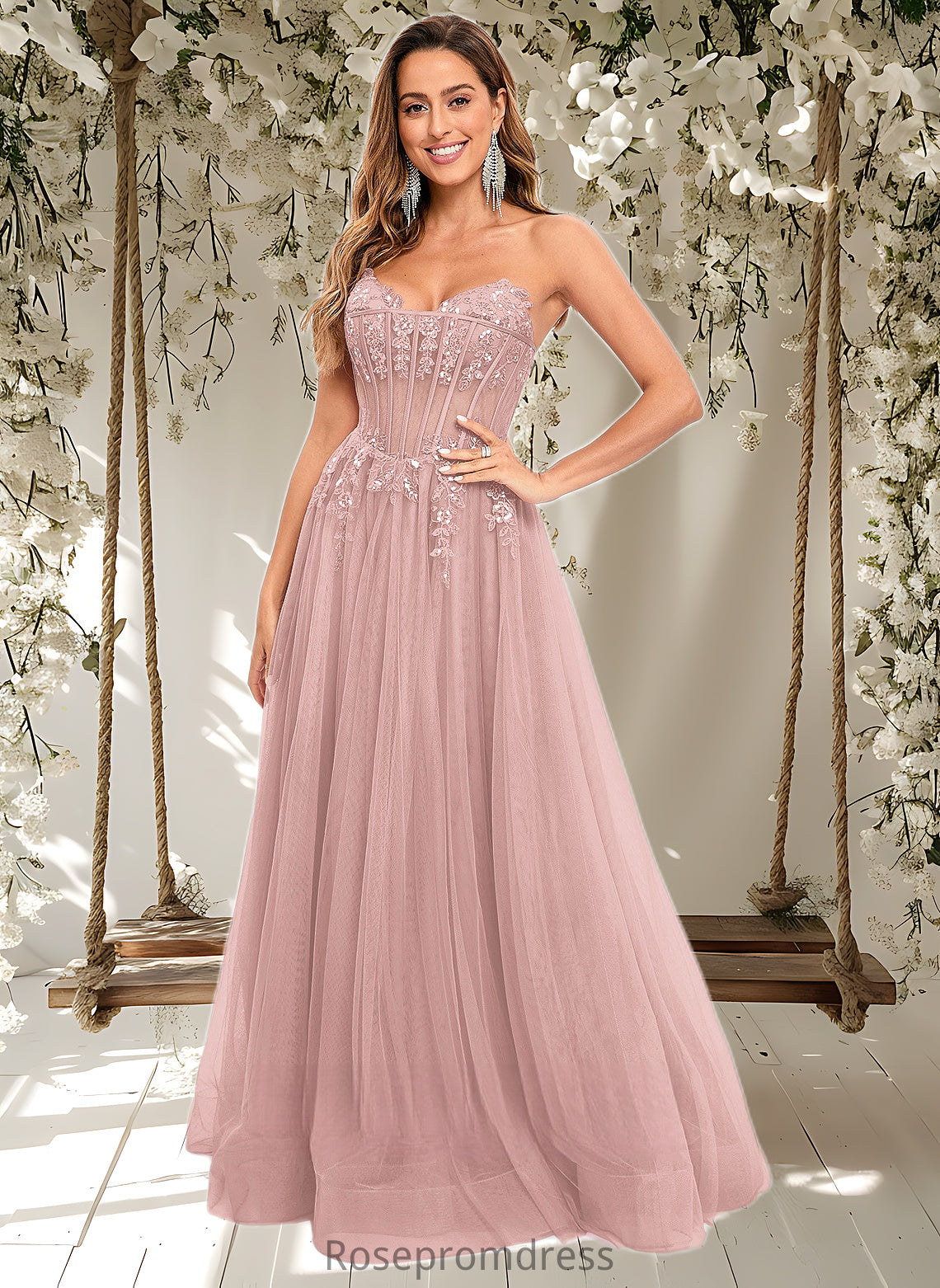 Camila Ball-Gown/Princess V-Neck Floor-Length Tulle Prom Dresses With Sequins Appliques Lace DSP0025837