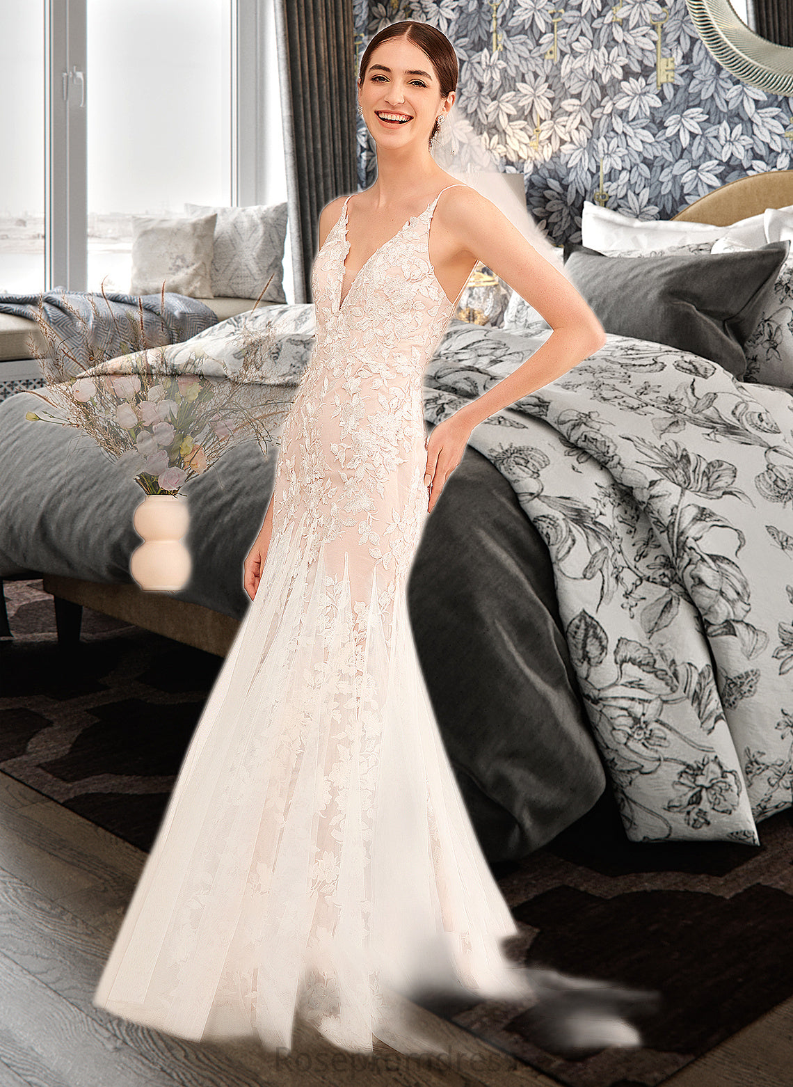 Emelia Trumpet/Mermaid V-neck Court Train Wedding Dress With Lace SRSP0013814