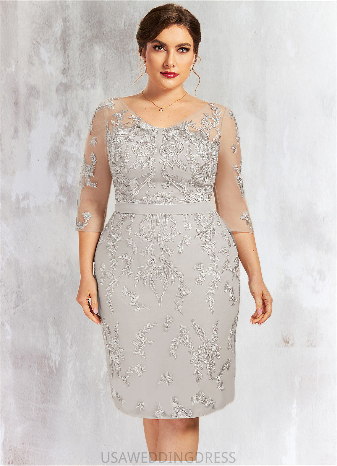 Elisa Sheath/Column V-neck Knee-Length Lace Mother of the Bride Dress DS126P0014570