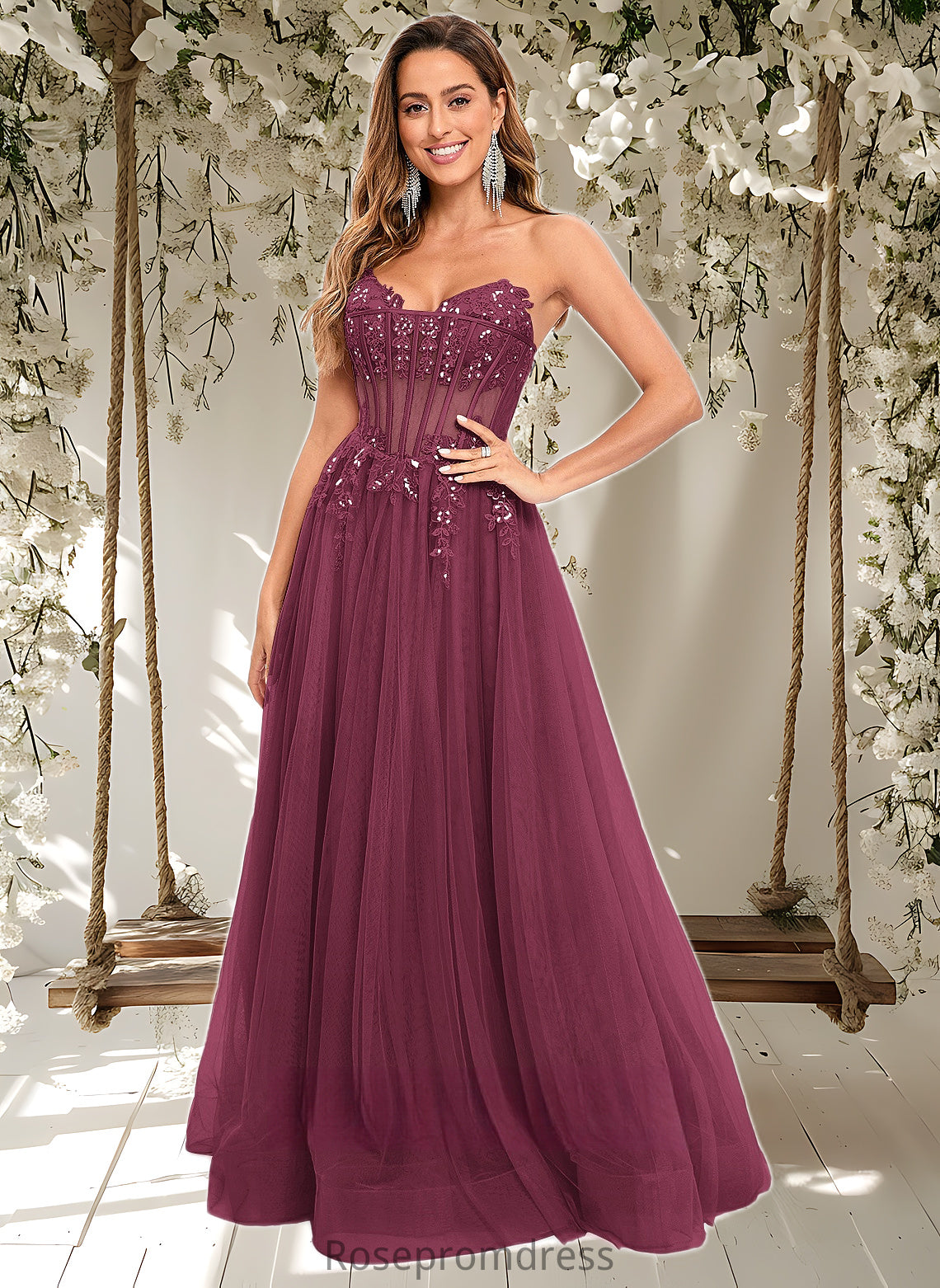 Camila Ball-Gown/Princess V-Neck Floor-Length Tulle Prom Dresses With Sequins Appliques Lace DSP0025837