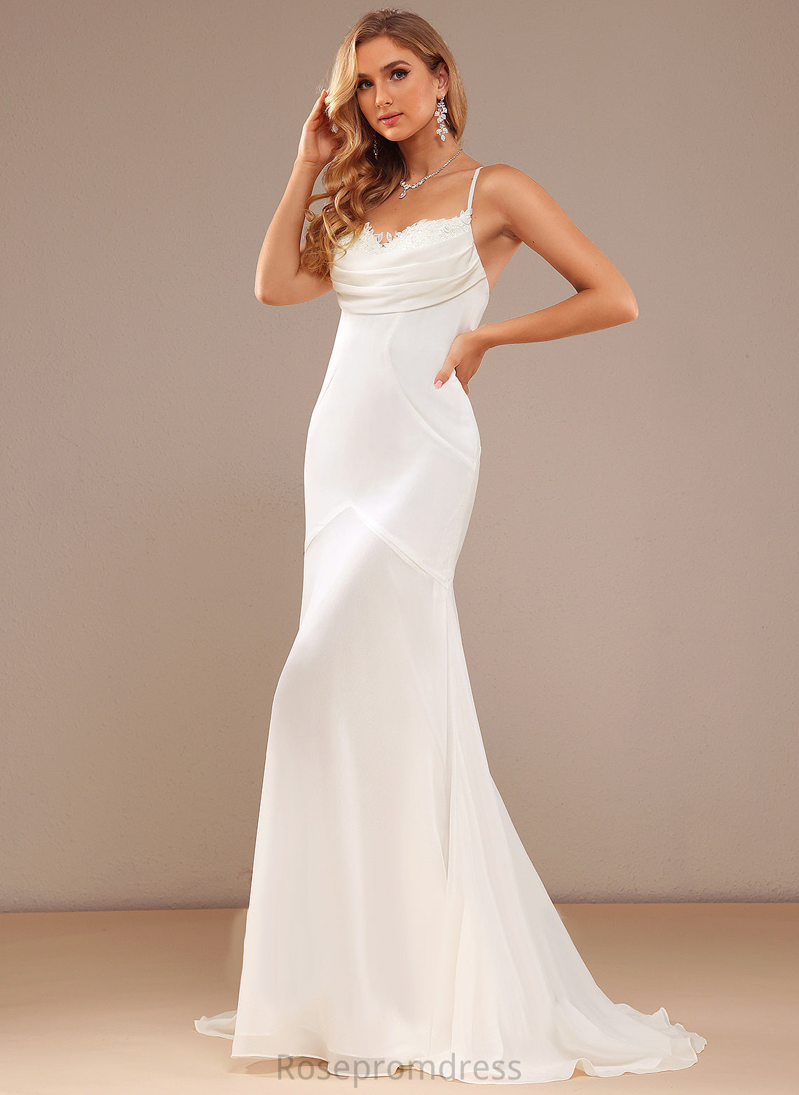 Chiffon Wedding Dresses V-neck Trumpet/Mermaid Lace Wedding Dress Melanie Train Sweep