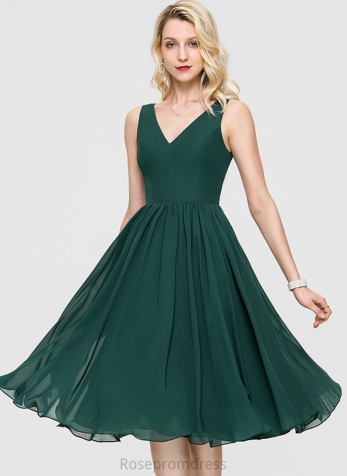 Dress Emely Knee-Length Cocktail Chiffon A-Line V-neck Cocktail Dresses