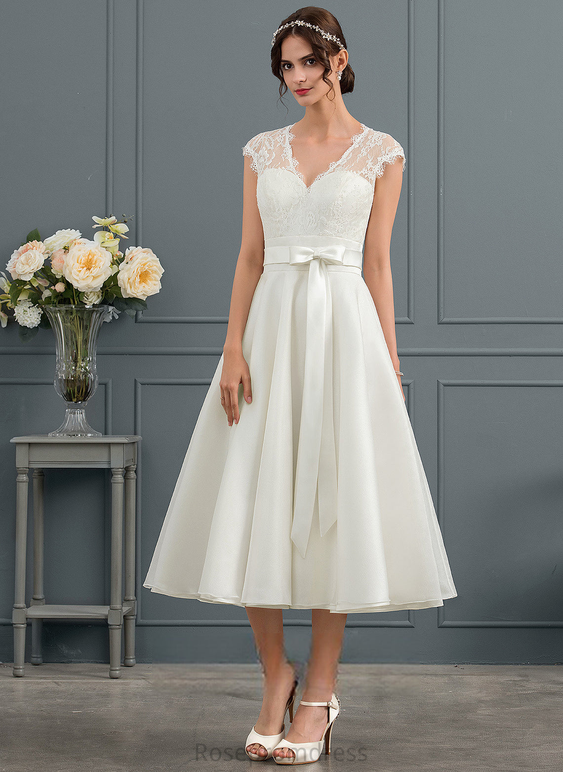 Lace With V-neck Dress Tea-Length A-Line Wedding Wedding Dresses Satin Bow(s) Cailyn