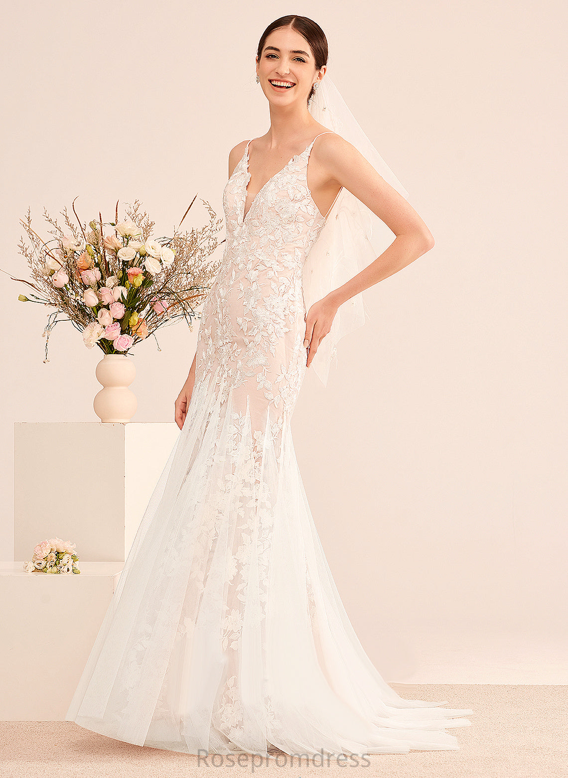 Train With Court Wedding Dresses Jimena Wedding Dress Tulle Trumpet/Mermaid V-neck Lace Lace