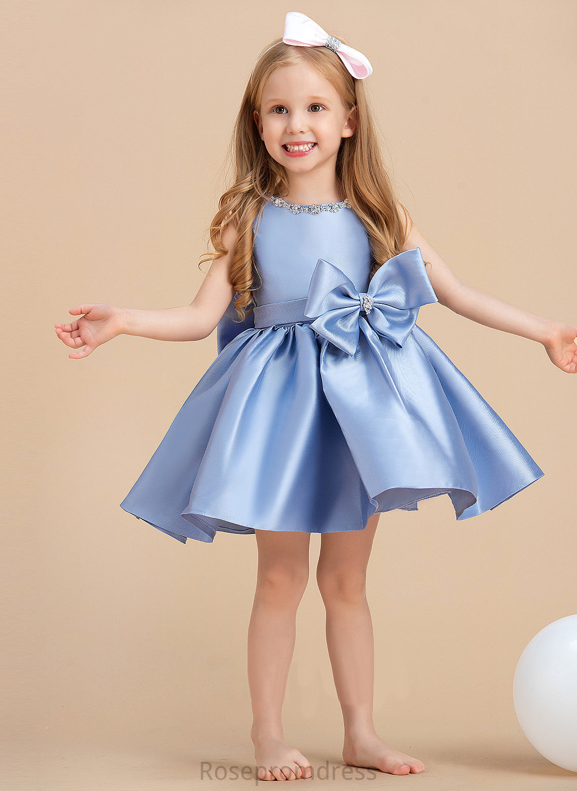 Bow(s) Sleeveless Ball-Gown/Princess Girl - Knee-length Satin Dress Flower Flower Girl Dresses Neck Scoop With Willa