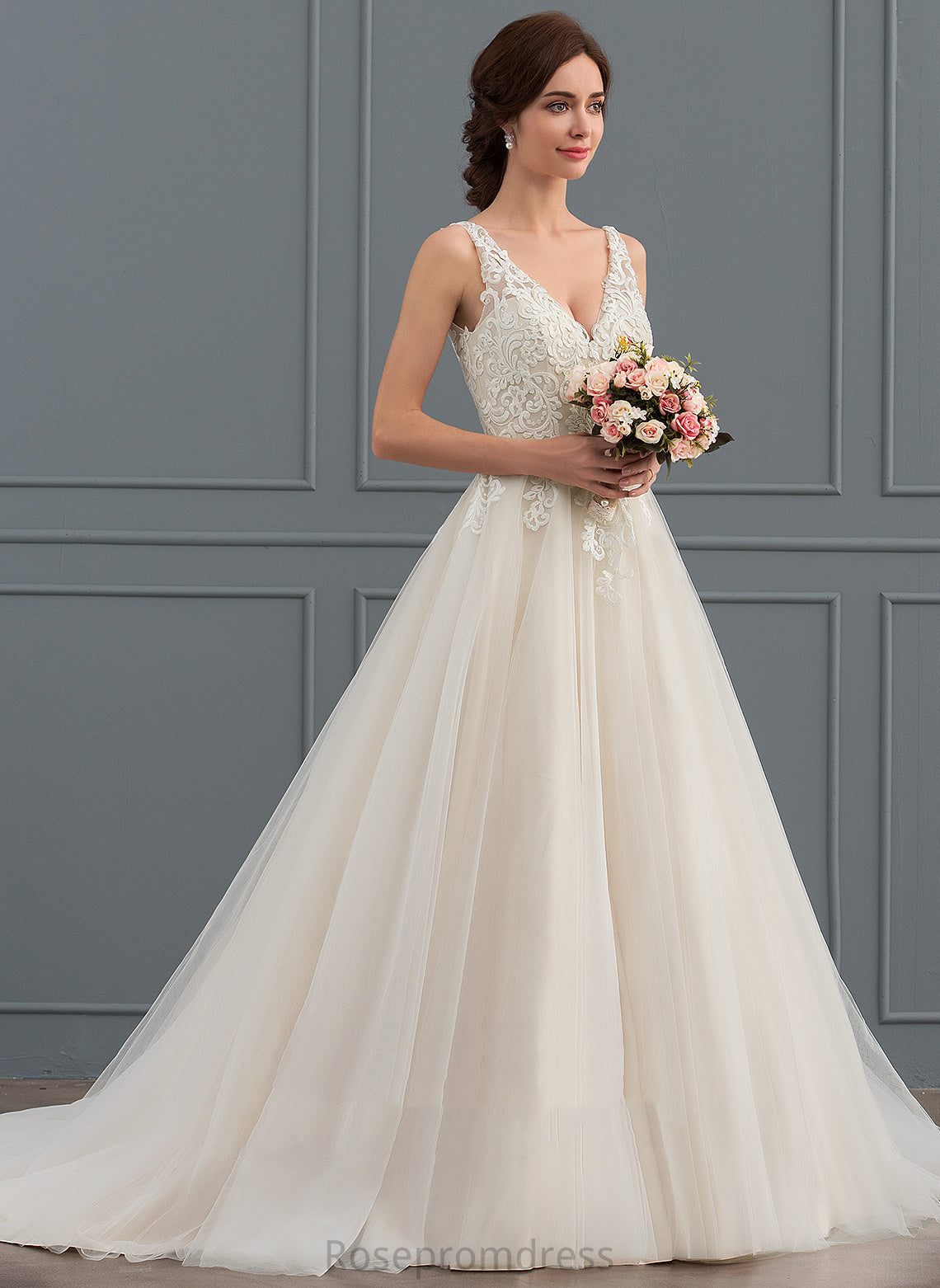 Court Tulle Coral Lace Train Wedding Dress Ball-Gown/Princess V-neck Wedding Dresses