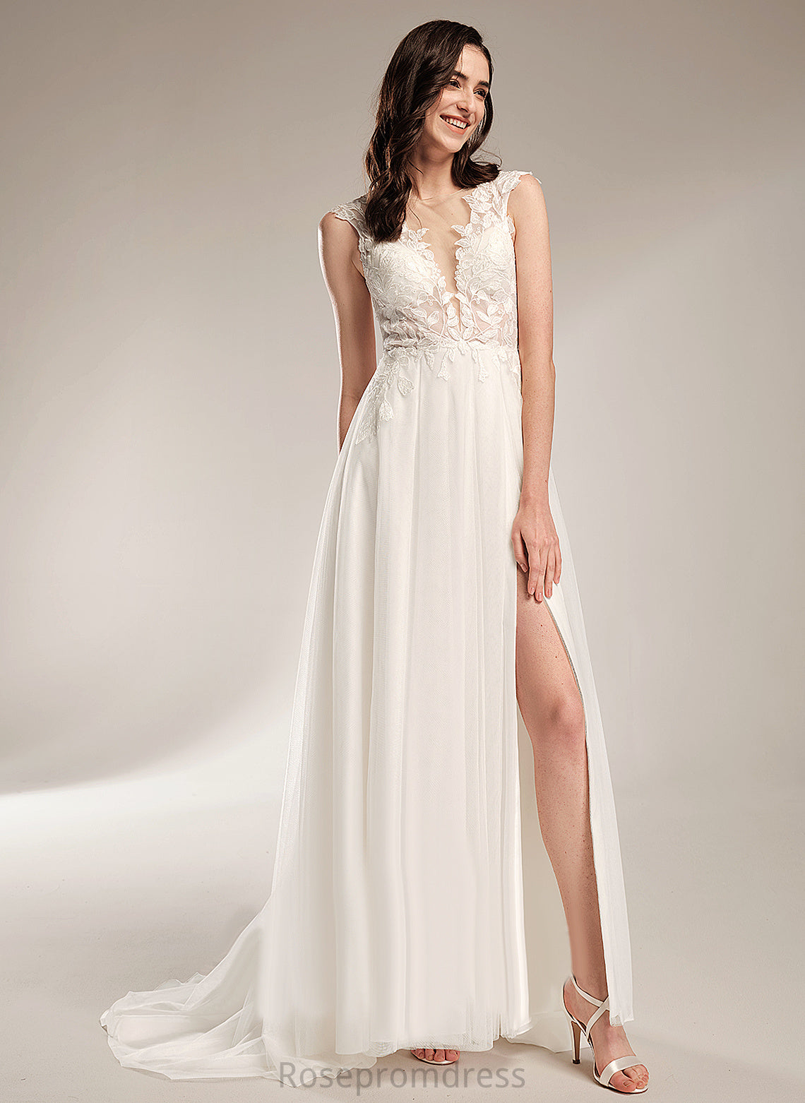 Court V-neck With Tulle Dress Ashleigh Lace Train A-Line Sequins Wedding Wedding Dresses