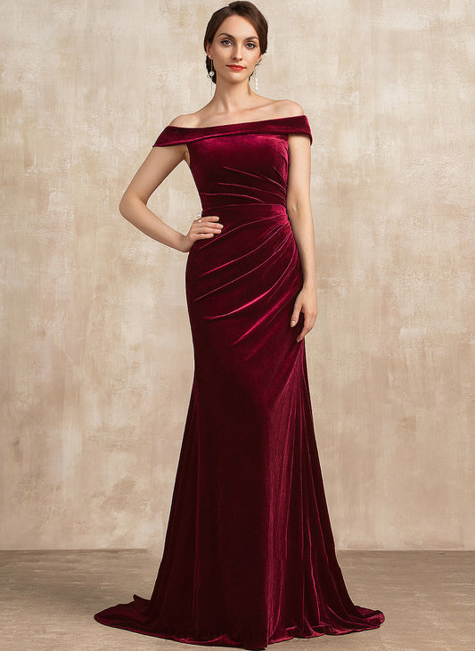 Mother of the Bride Dresses of Izabella Mother Dress the With Trumpet/Mermaid Train Velvet Off-the-Shoulder Bride Ruffle Sweep