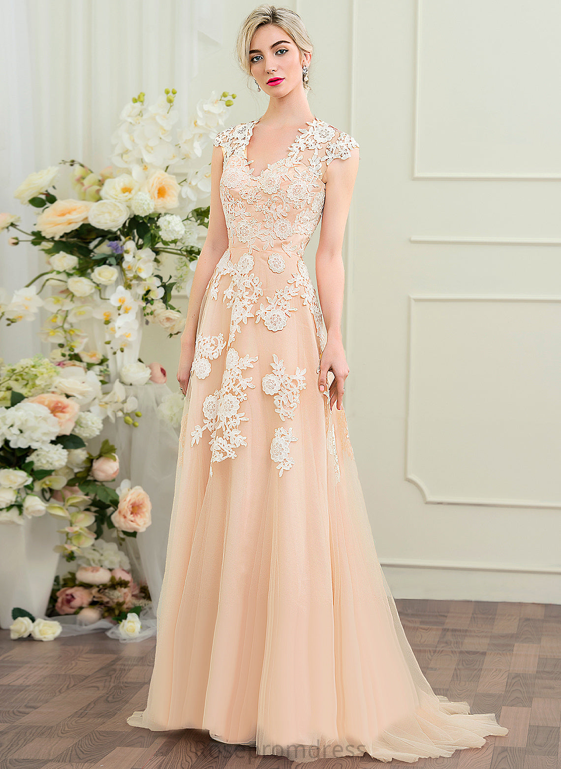 Wedding V-neck Tulle Sweep A-Line Justine Dress Lace Wedding Dresses Train