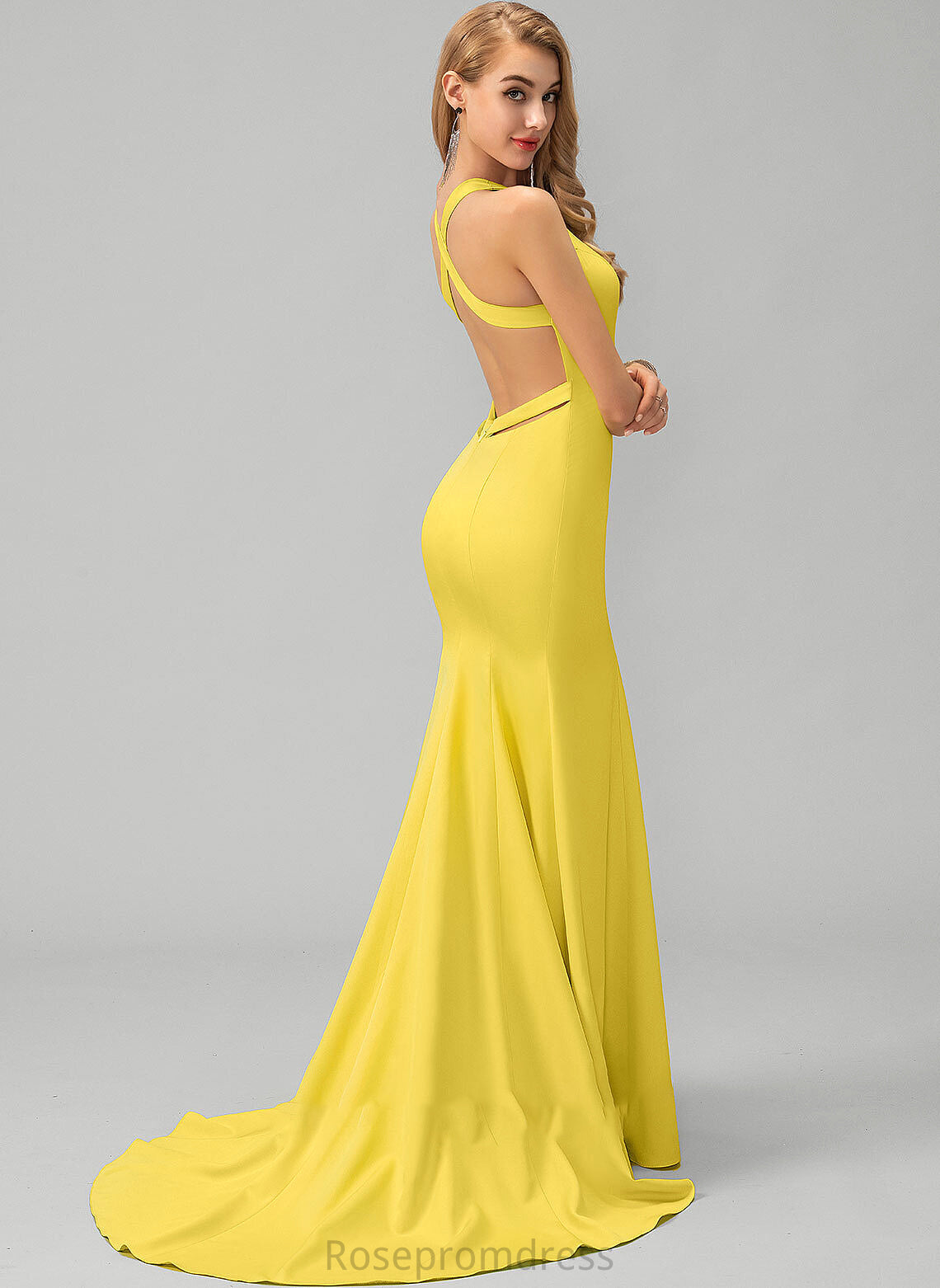 Stretch Sweep Trumpet/Mermaid Train Reyna Crepe Prom Dresses V-neck