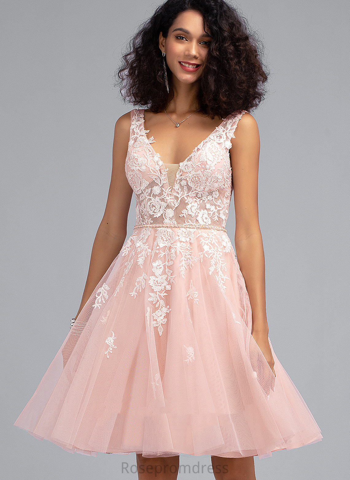 Tulle V-neck Knee-Length Lace A-Line Sequins With Dress Homecoming Dresses Beading Homecoming Cassandra