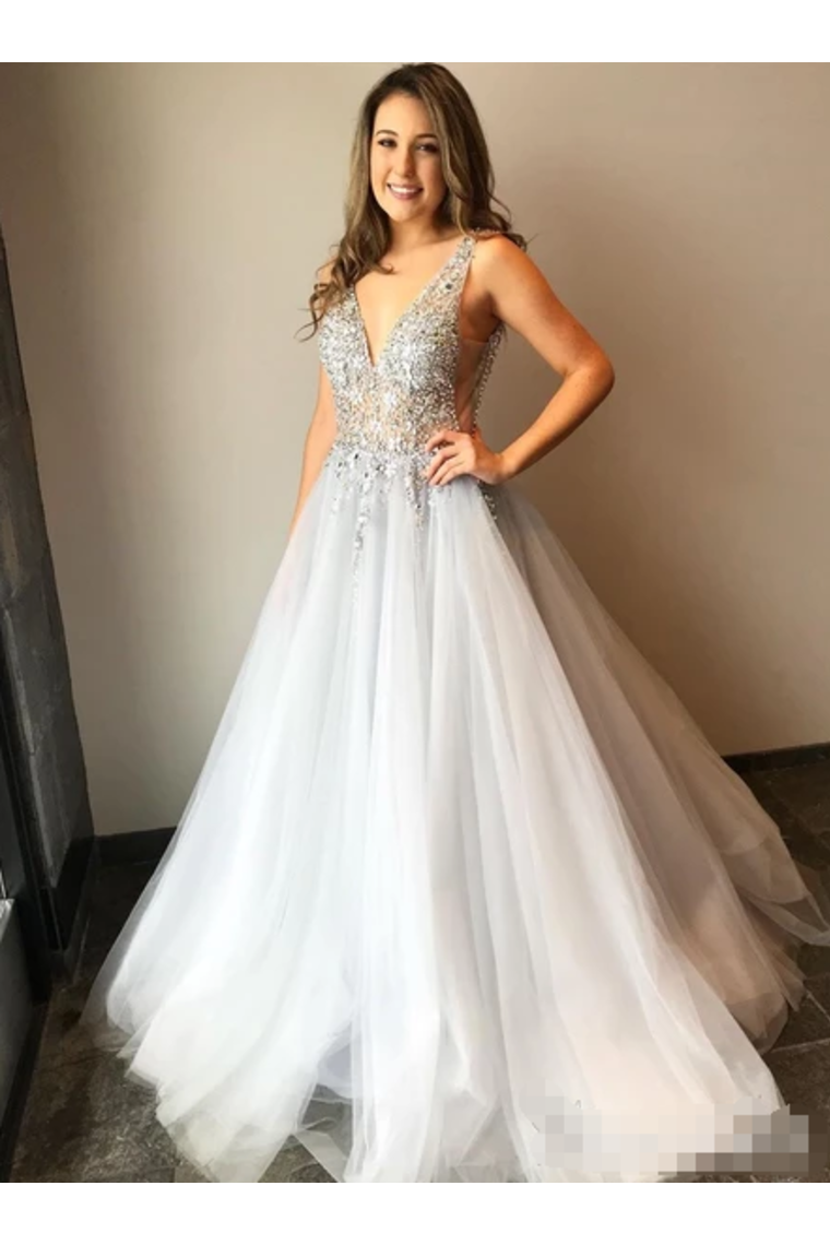 Tulle V Neck Ball Gown With Re-Embroidered Lace Appliques Prom/Wedding Dresses