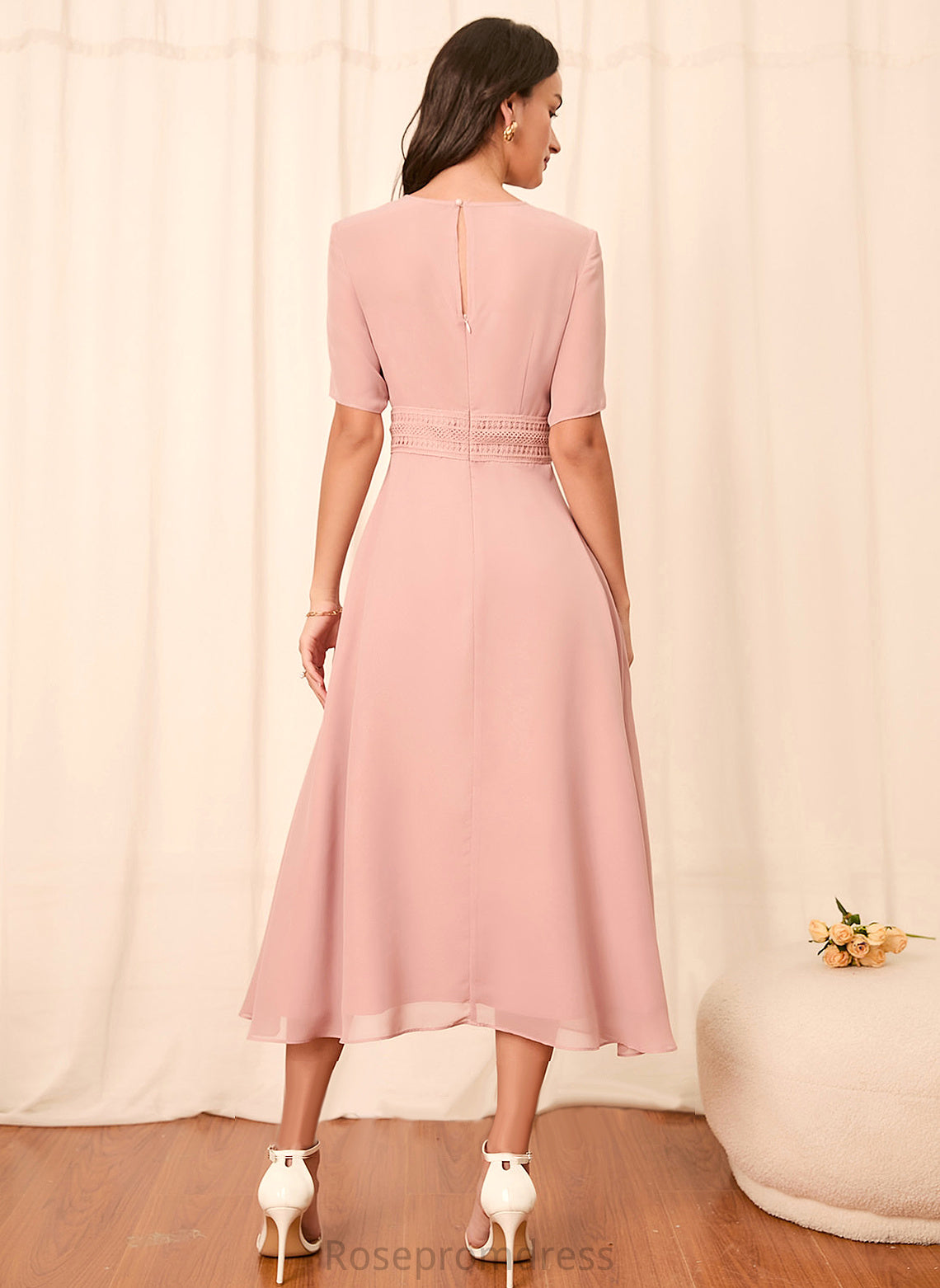 Sleeves Straps Silhouette Length A-Line Fabric Sleeve Knee-Length Leila Floor Length Natural Waist Sleeveless Bridesmaid Dresses