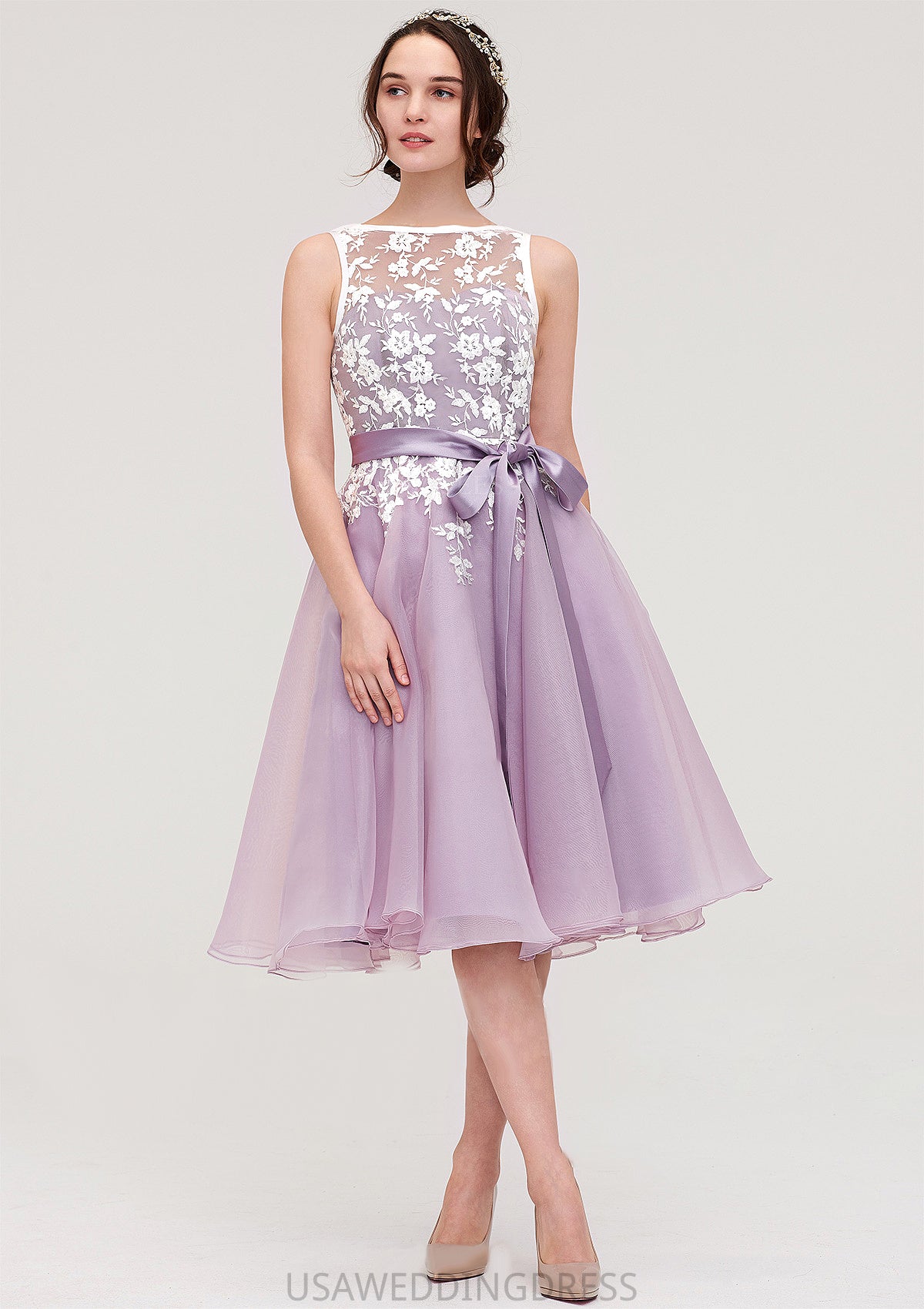 Bateau Sleeveless Organza Knee-Length A-line/Princess Bridesmaid Dresses With Sashes Lace Frederica DSP0025358