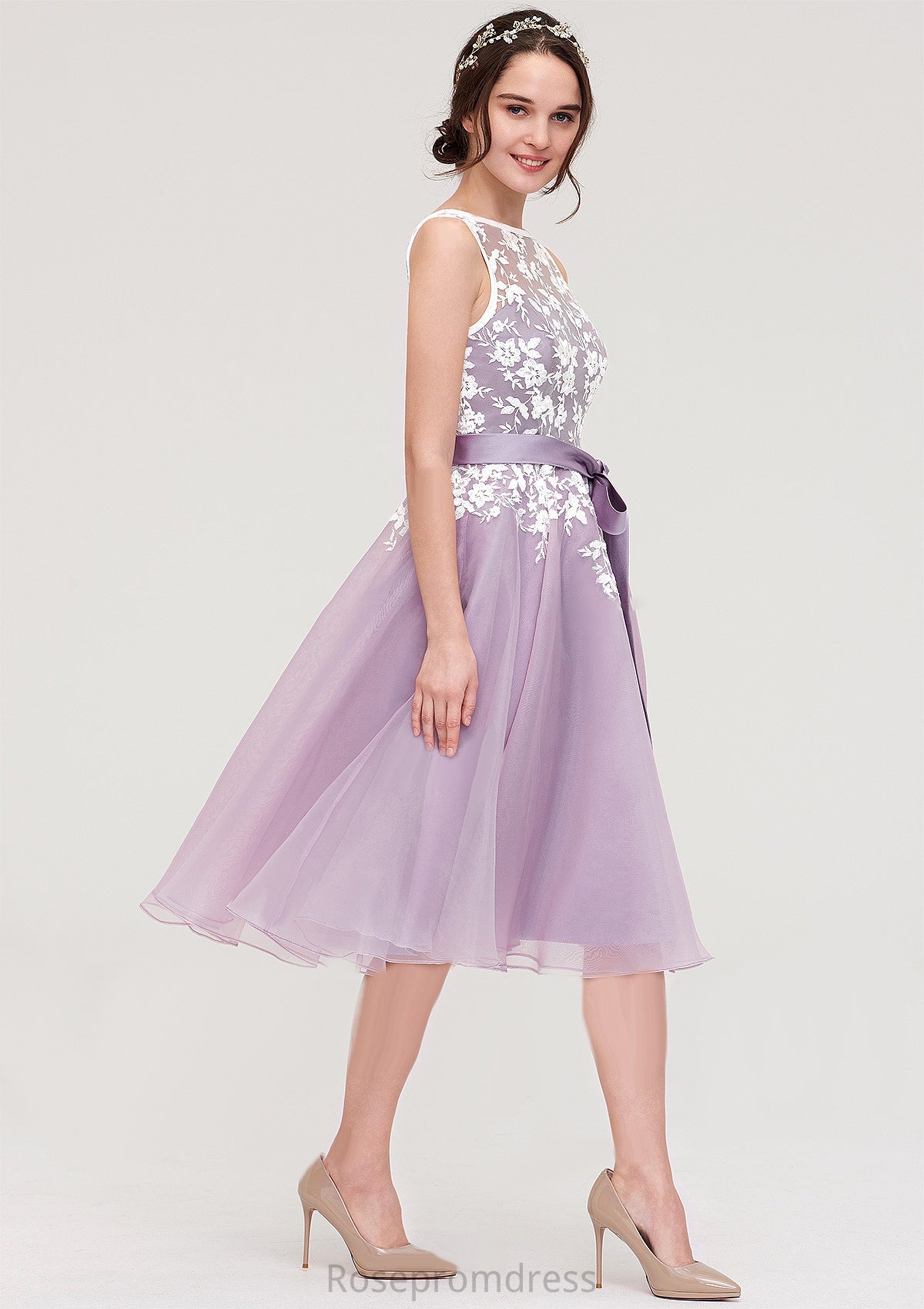 Bateau Sleeveless Organza Knee-Length A-line/Princess Bridesmaid Dresses With Sashes Lace Amara SRSP0025358