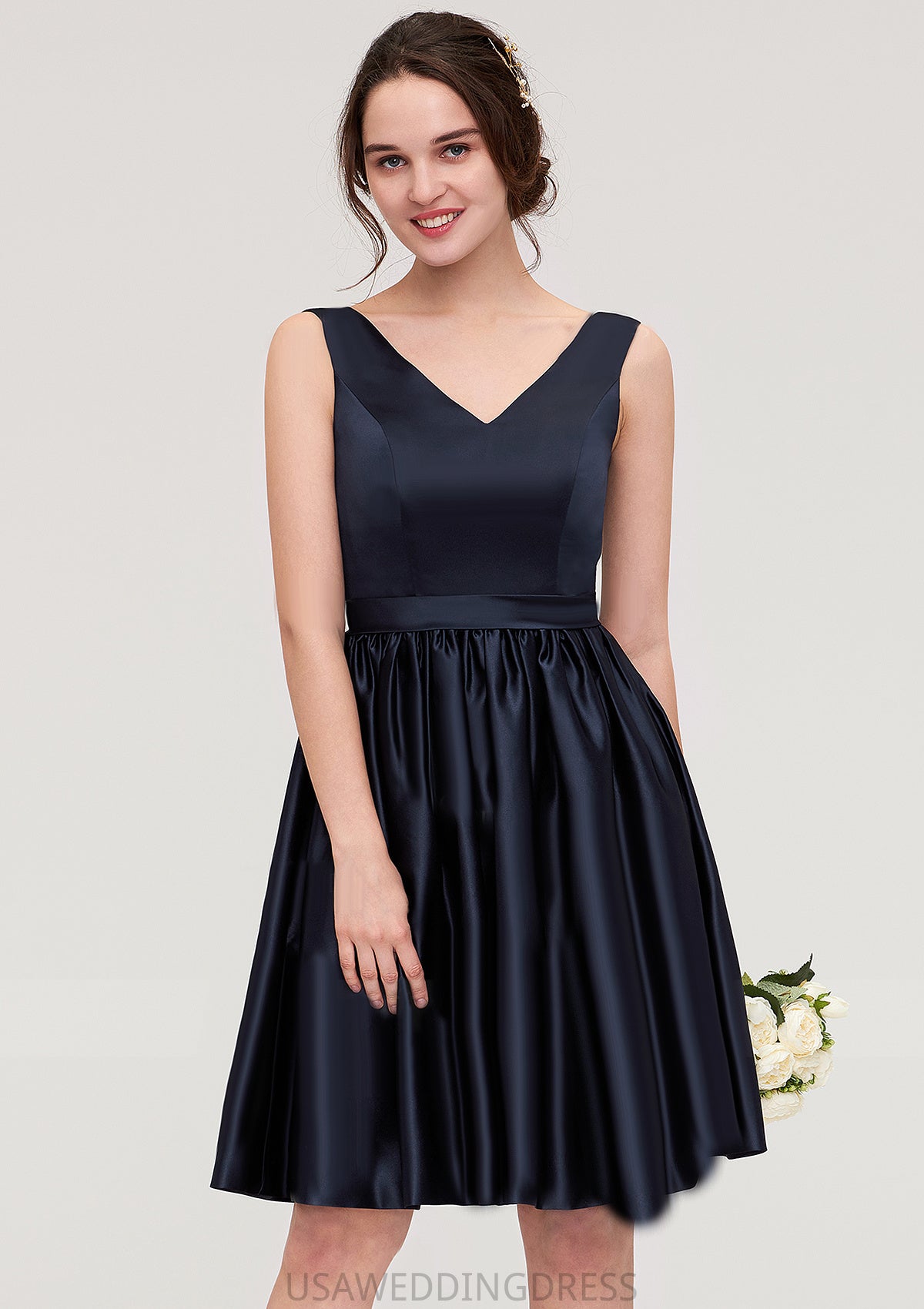 V Neck Sleeveless A-line/Princess Knee-Length Satin Bridesmaid Dresses With Pleated Eva DSP0025433