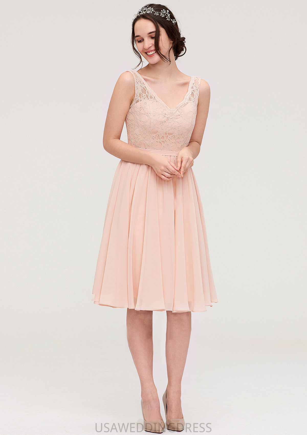 Sleeveless V Neck A-line/Princess Chiffon Knee-Length Bridesmaid Dresses With Lace Elvira DSP0025453