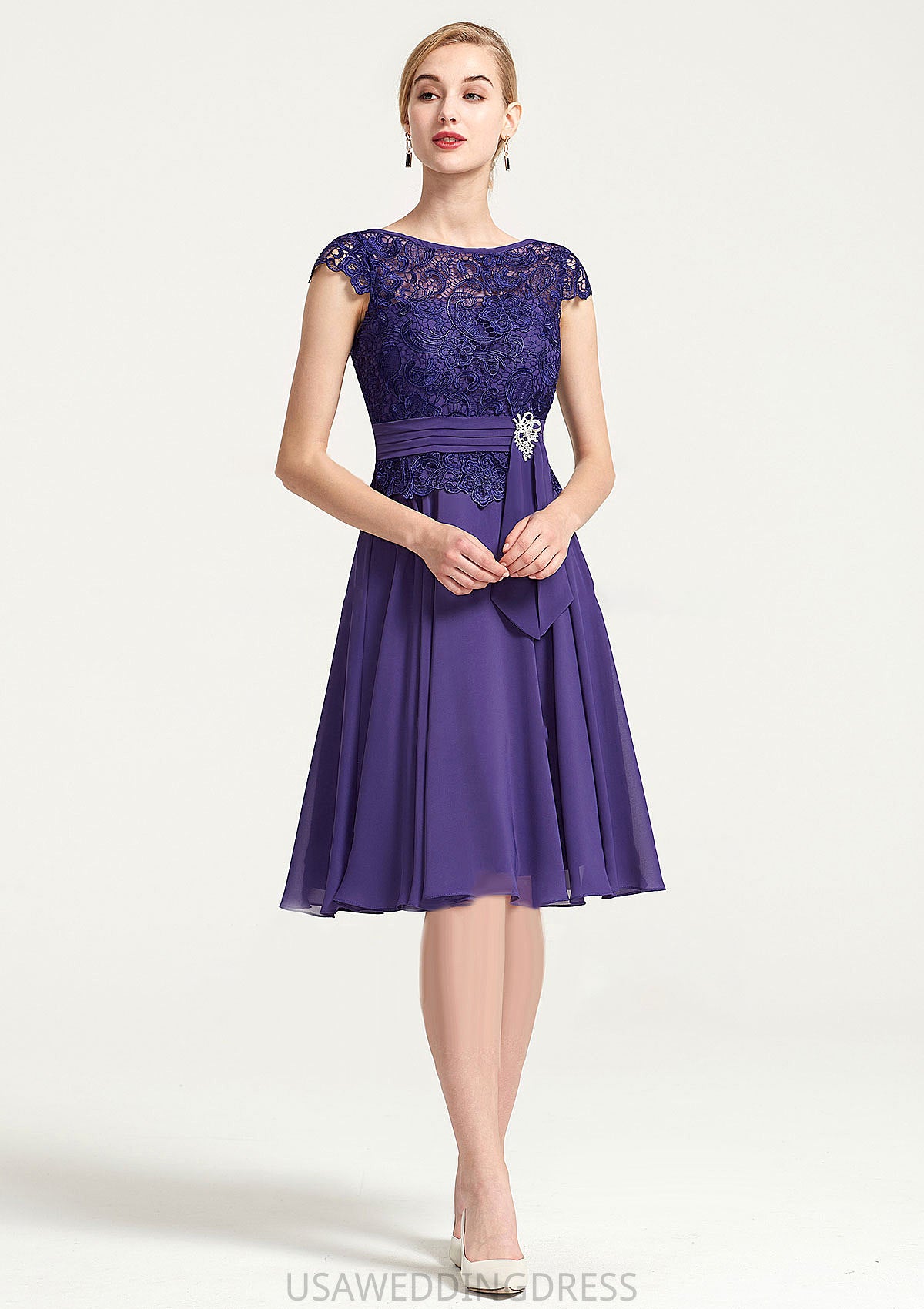 Sleeveless Bateau Knee-Length A-line/Princess Chiffon Bridesmaid Dresses With Rhinestone Appliqued Sashes Noelle DSP0025496