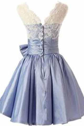 Elegant Scalloped-Edge Knee-Length Blue Homecoming Dress with White Lace Bowknot RS923