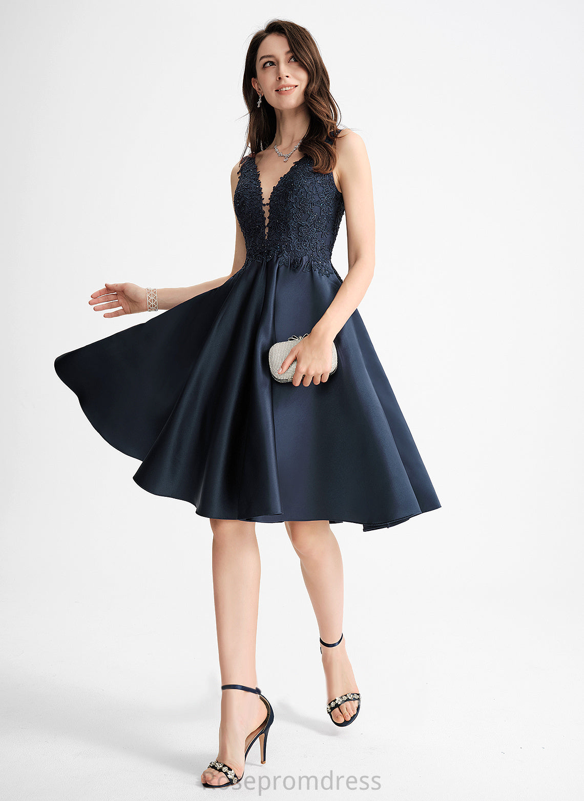 With Beading A-Line Knee-Length Homecoming Homecoming Dresses Lace Satin V-neck Dress Elva