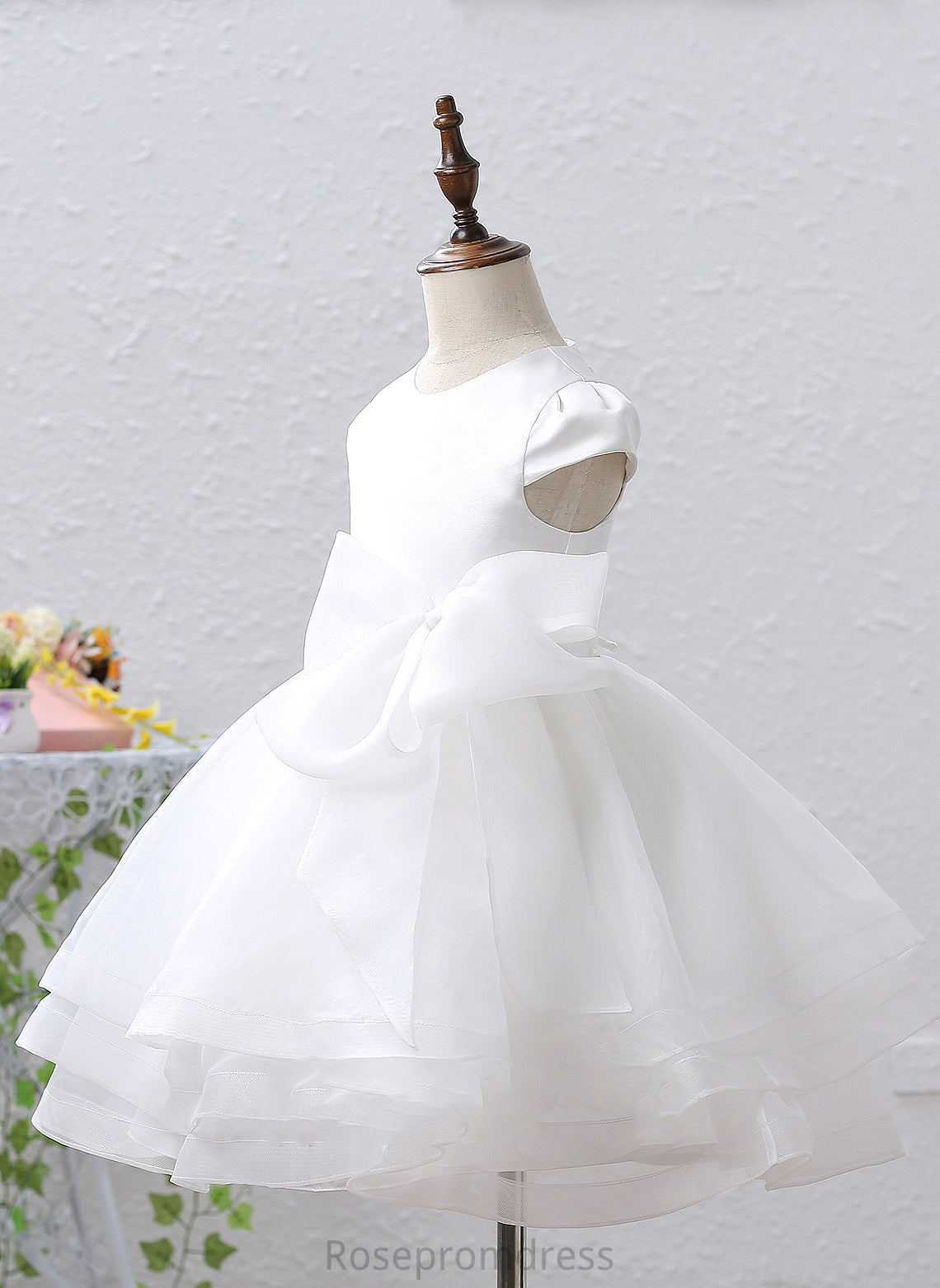 Sleeveless Neck Girl - Flower A-Line/Princess Aliya Dress Flower Girl Dresses Knee-length Scoop With Beading/Bow(s) Organza/Satin