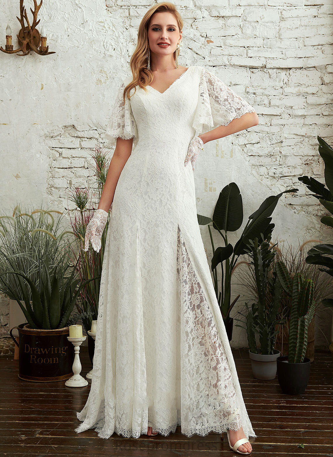 Split Train With Dress Front Lace Wedding V-neck Sweep Sheath/Column Wedding Dresses Glenda