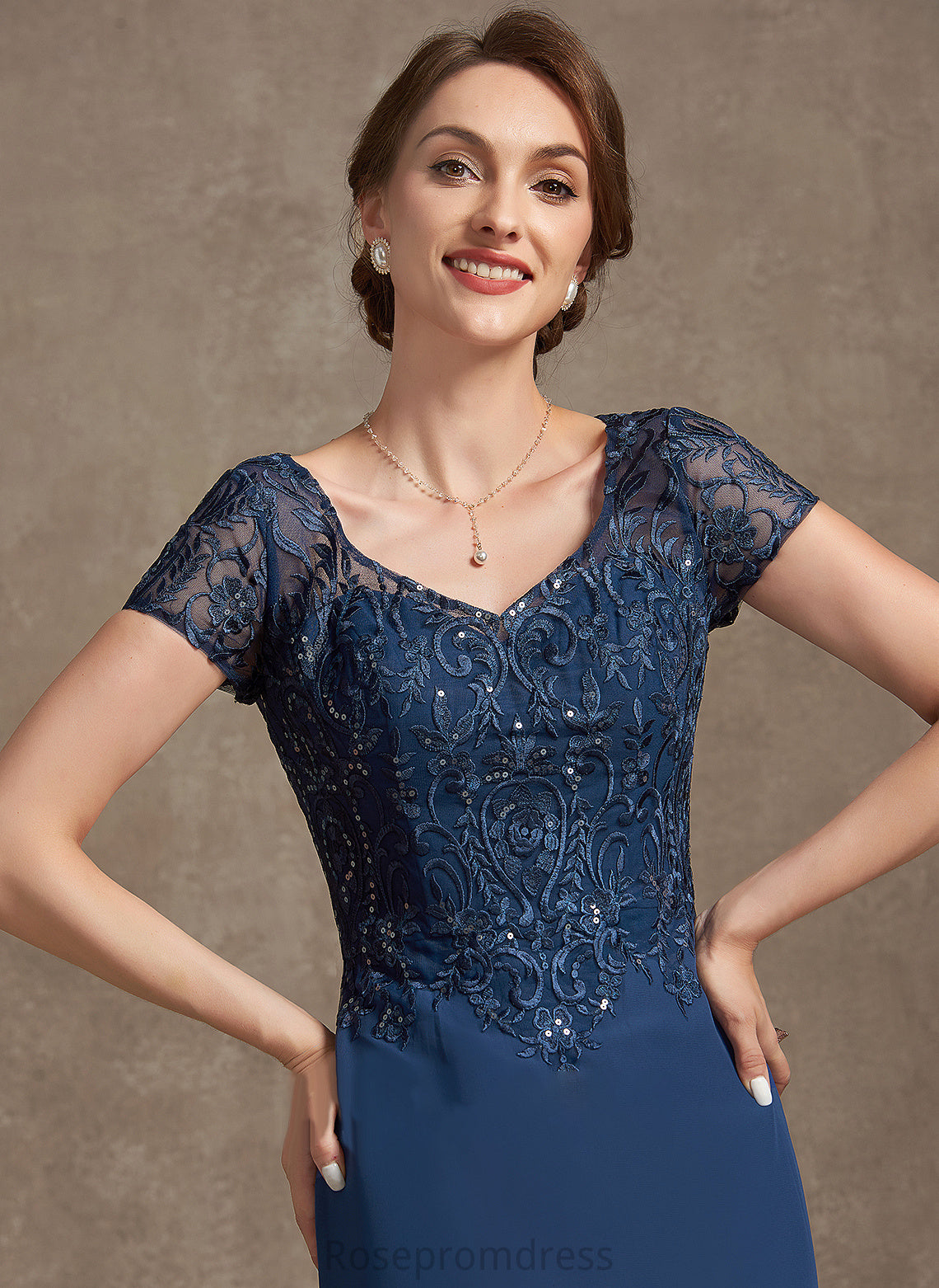 Lace the Aubree Bride Mother of the Bride Dresses Sequins A-Line Floor-Length With V-neck Mother of Chiffon Dress