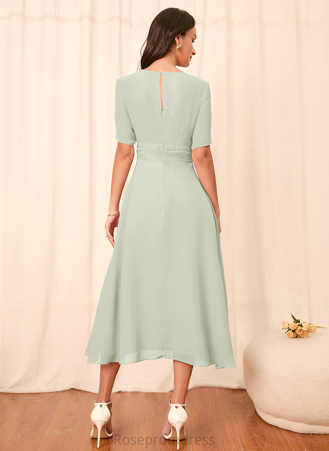 Sleeves Straps Silhouette Length A-Line Fabric Sleeve Knee-Length Leila Floor Length Natural Waist Sleeveless Bridesmaid Dresses