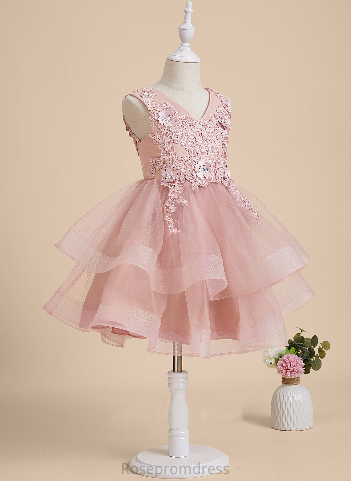 Flower Girl Kinsley Knee-length Sleeveless Tulle/Lace A-Line Beading/Flower(s)/Sequins With Flower Girl Dresses - V-neck Dress