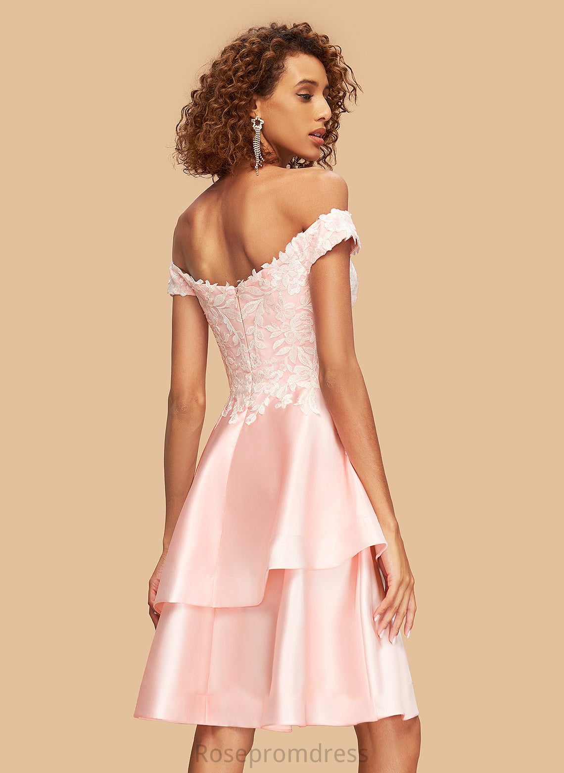 Knee-Length Janiah Homecoming Off-the-Shoulder Homecoming Dresses Sequins Dress With Lace Satin A-Line