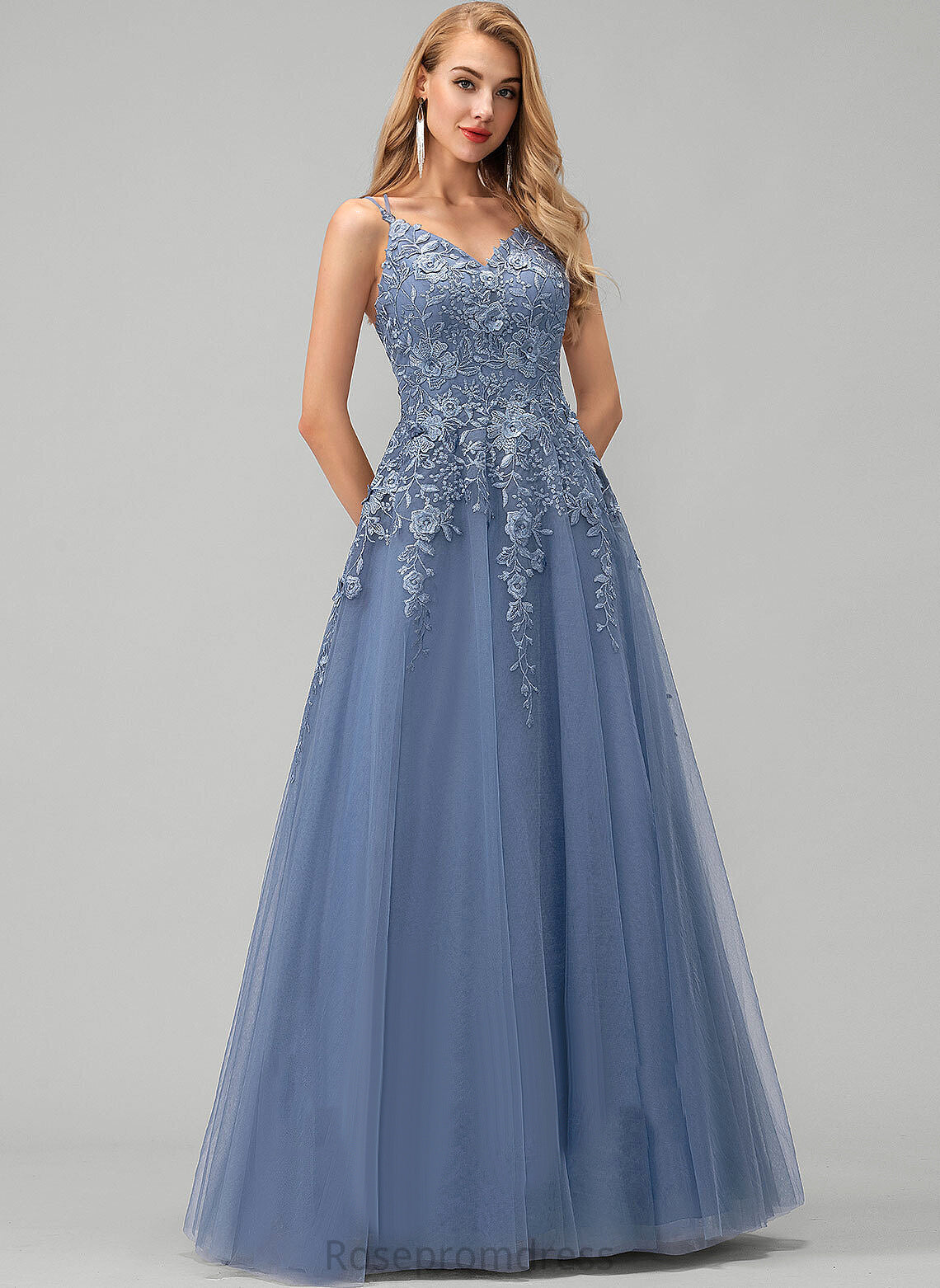 Floor-Length Briley V-neck Ball-Gown/Princess Prom Dresses Tulle