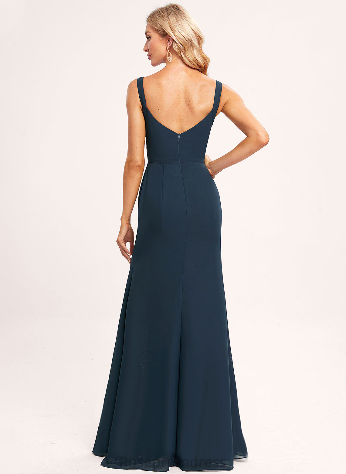 V-Neck Length Straps&Sleeves Floor-Length Silhouette Fabric Neckline Trumpet/Mermaid Akira Sleeveless A-Line/Princess Floor Length Bridesmaid Dresses