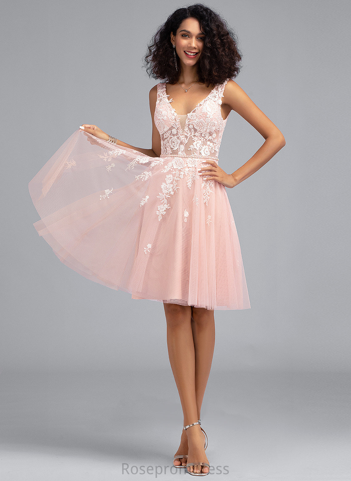 Tulle V-neck Knee-Length Lace A-Line Sequins With Dress Homecoming Dresses Beading Homecoming Cassandra