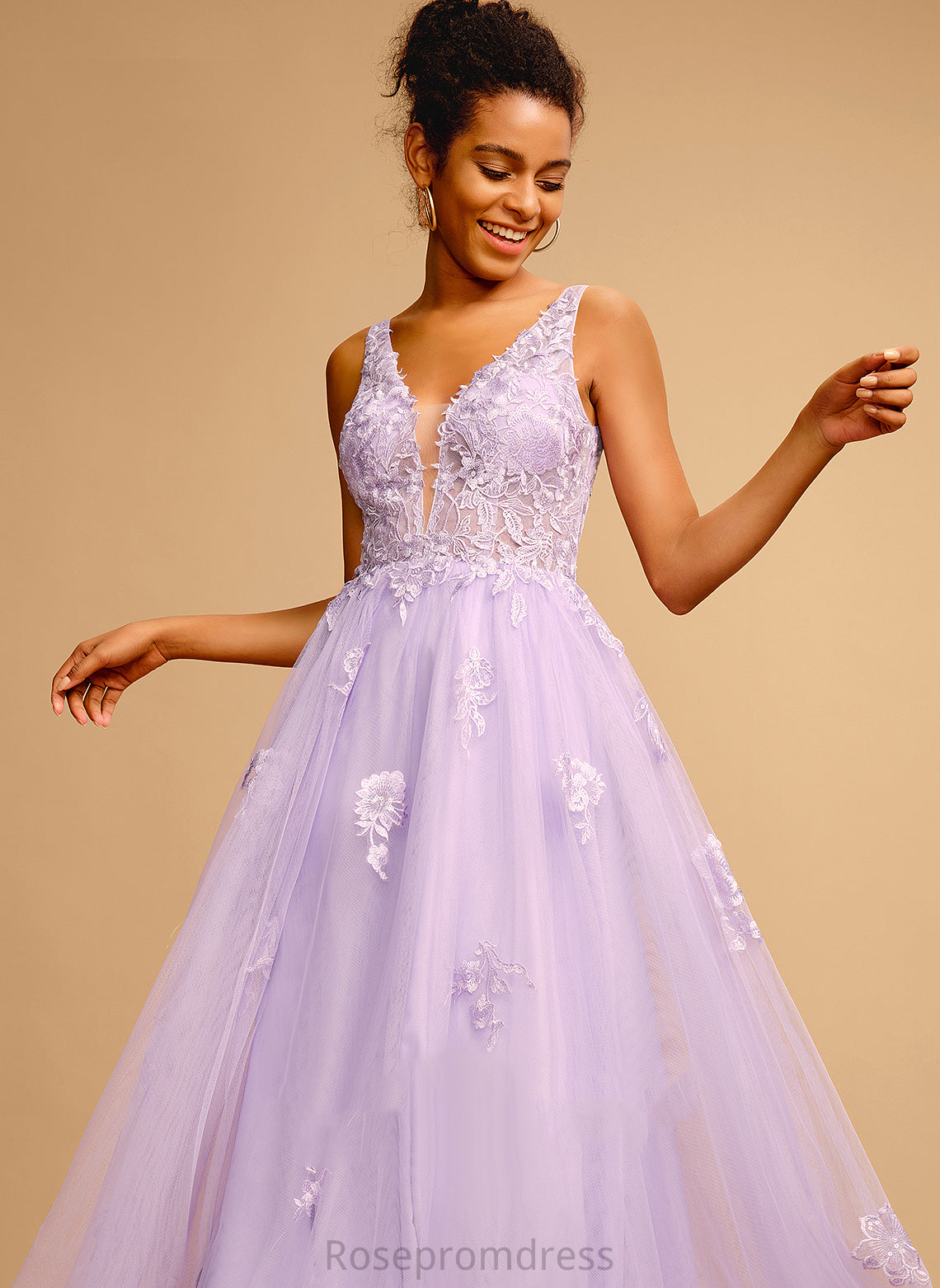 Hanna Tulle Prom Dresses Lace Ball-Gown/Princess V-neck Floor-Length