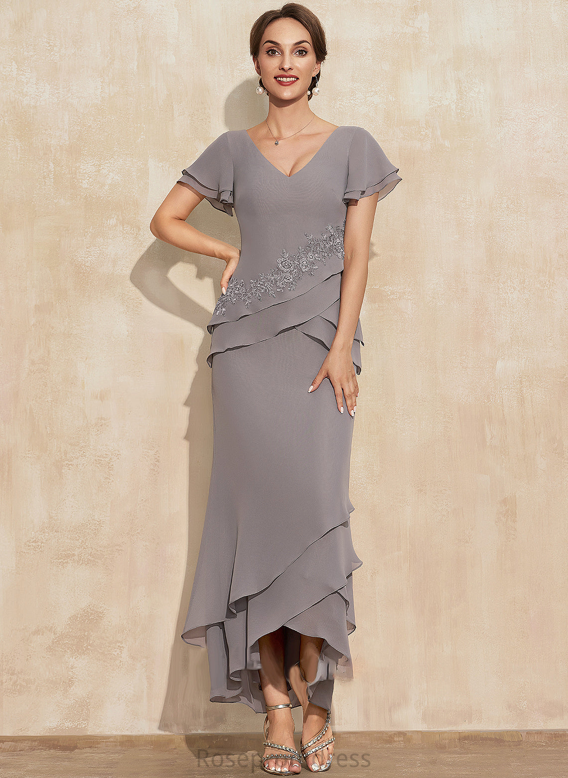 Cascading Chiffon Sheath/Column Appliques Dress Ruffles V-neck the Asymmetrical Mother Alannah Mother of the Bride Dresses With of Bride Lace