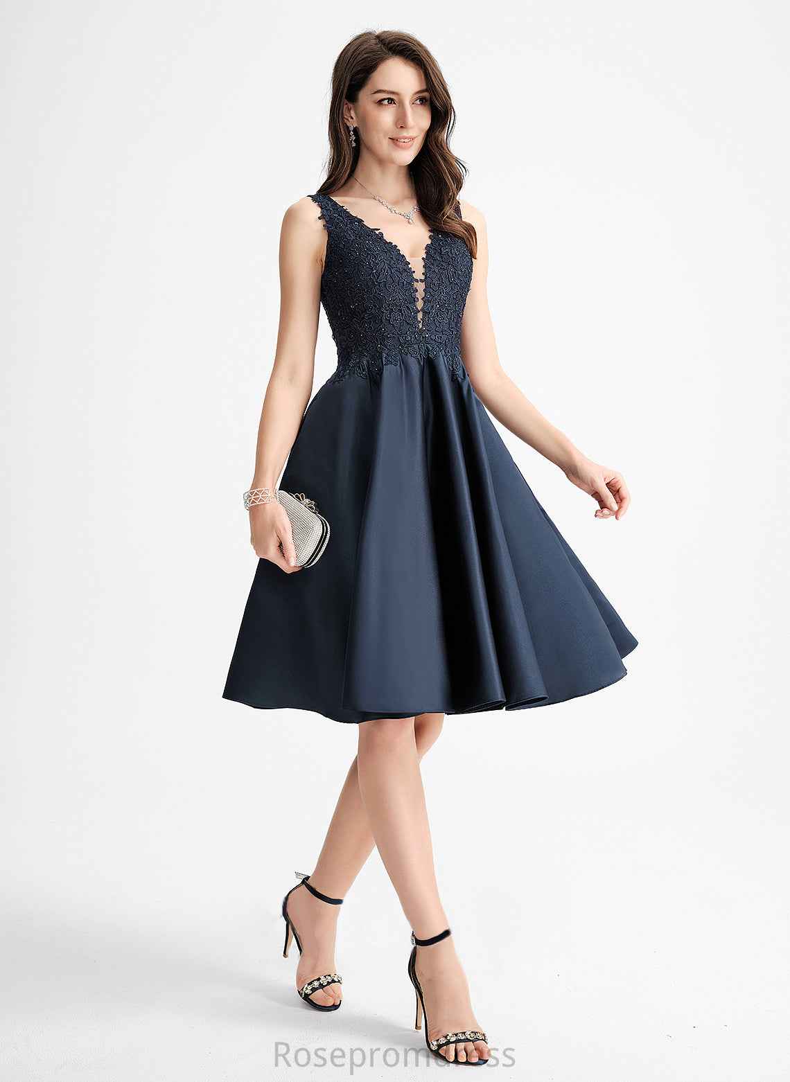 With Beading A-Line Knee-Length Homecoming Homecoming Dresses Lace Satin V-neck Dress Elva