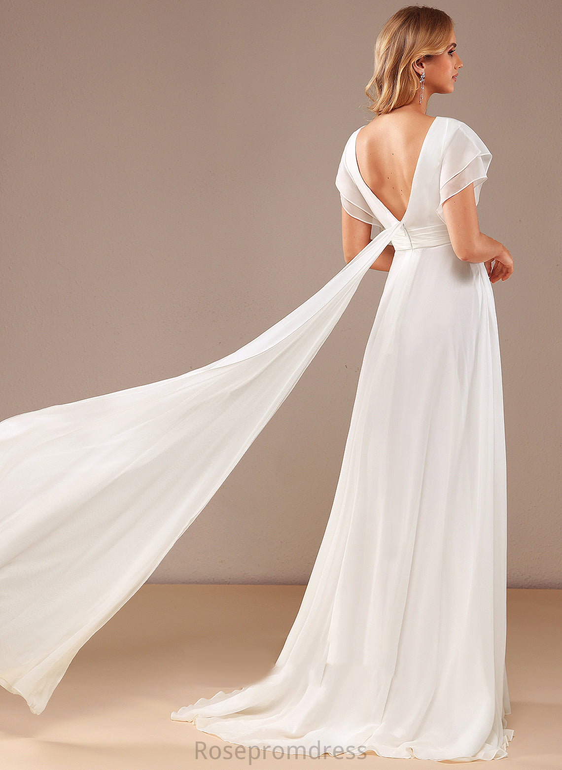 Neck Scoop Beading A-Line Aliya With Wedding Sweep Dress Train Chiffon Wedding Dresses