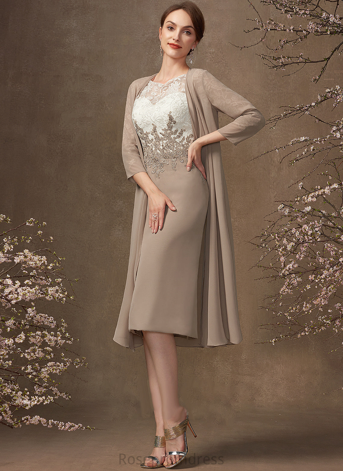 the Dress Sheath/Column Chiffon Knee-Length of Neck Cloe Mother Scoop Bride Mother of the Bride Dresses Lace