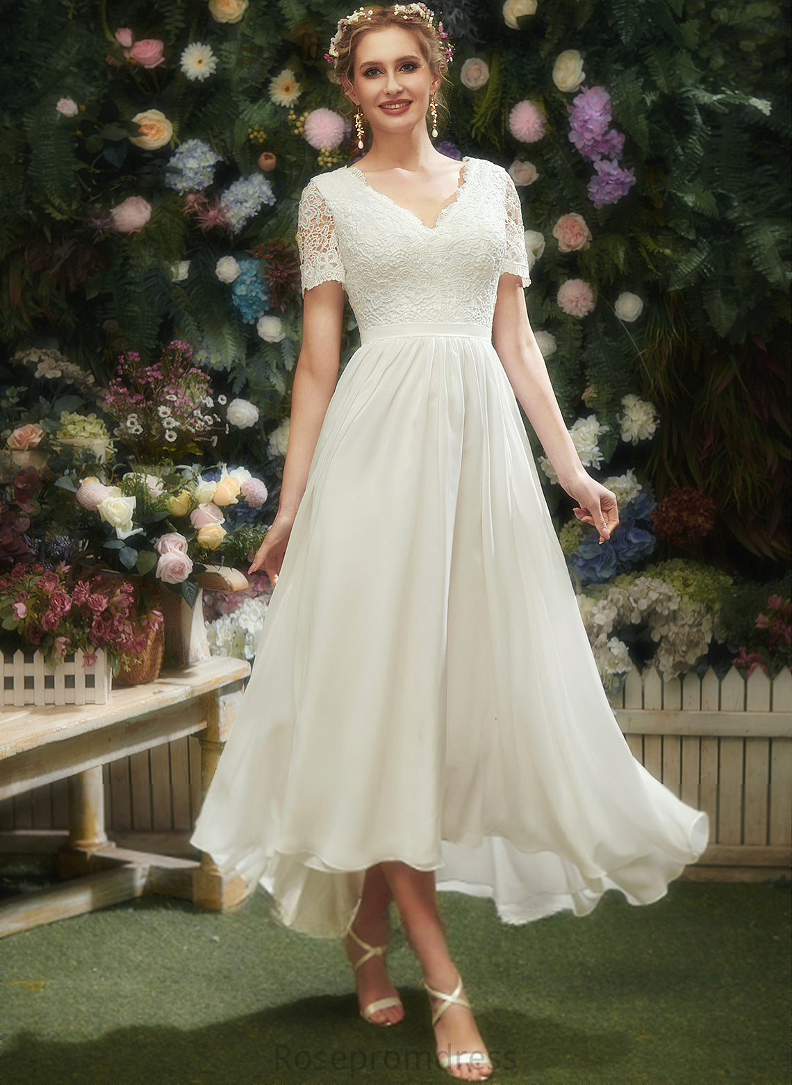 Wedding Dress Luz Lace A-Line Asymmetrical V-neck Chiffon Wedding Dresses