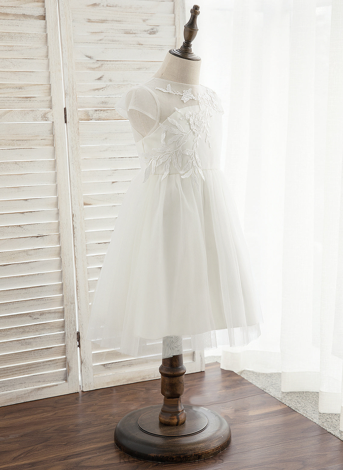 Girl Tulle/Lace - Flower Sleeveless A-Line Dress Scoop Flower Girl Dresses Neck Knee-length Sanaa