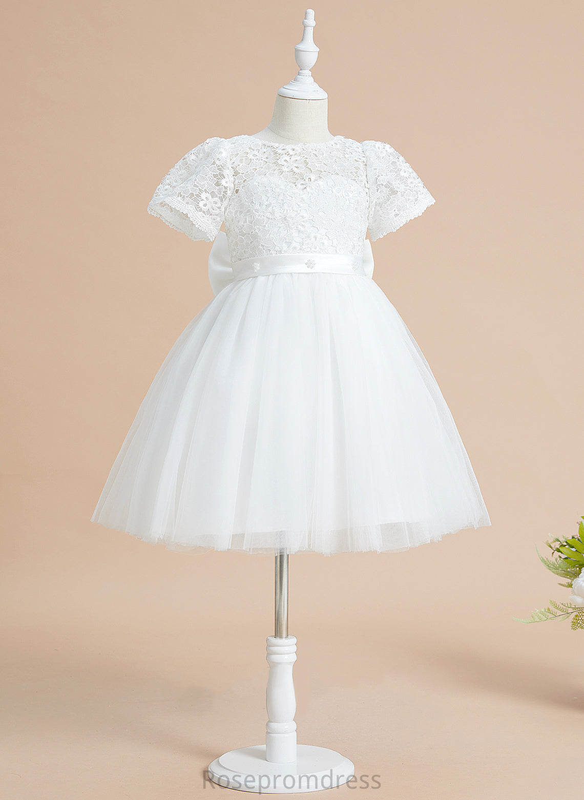 Short Anastasia Girl Tulle/Lace Dress Flower Bow(s) With A-Line Knee-length Scoop Sleeves Neck Flower Girl Dresses