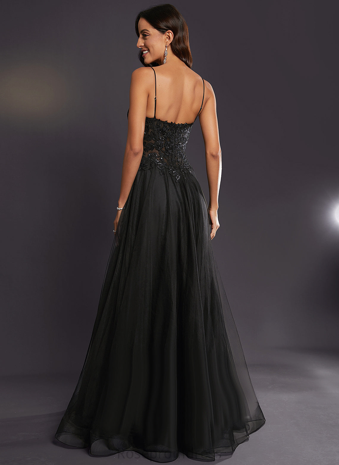 Jasmin Floor-Length Prom Dresses A-Line Tulle V-neck