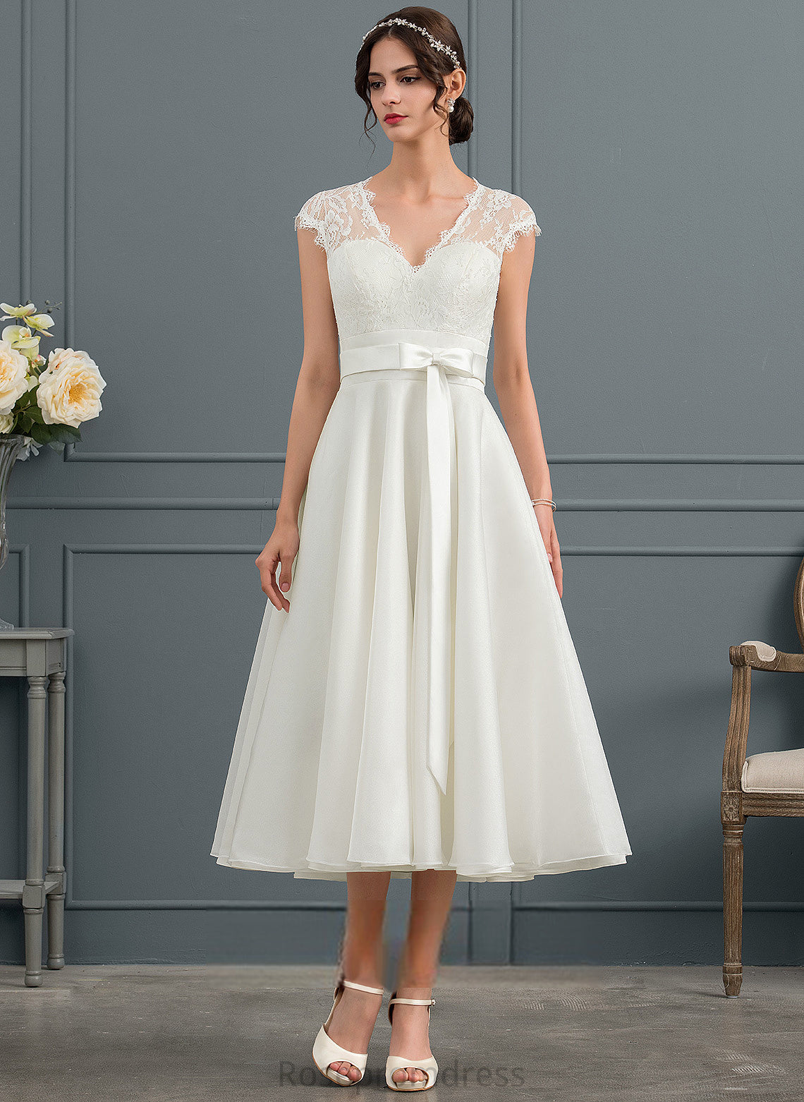 Lace With V-neck Dress Tea-Length A-Line Wedding Wedding Dresses Satin Bow(s) Cailyn