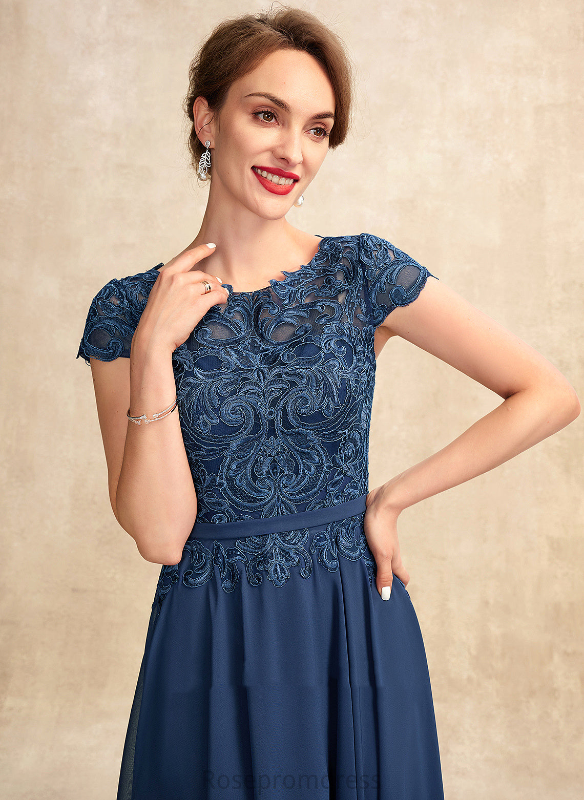 Scoop the Neck Mother of the Bride Dresses Dress Chiffon of Mother A-Line Lace Bride Jolie Tea-Length