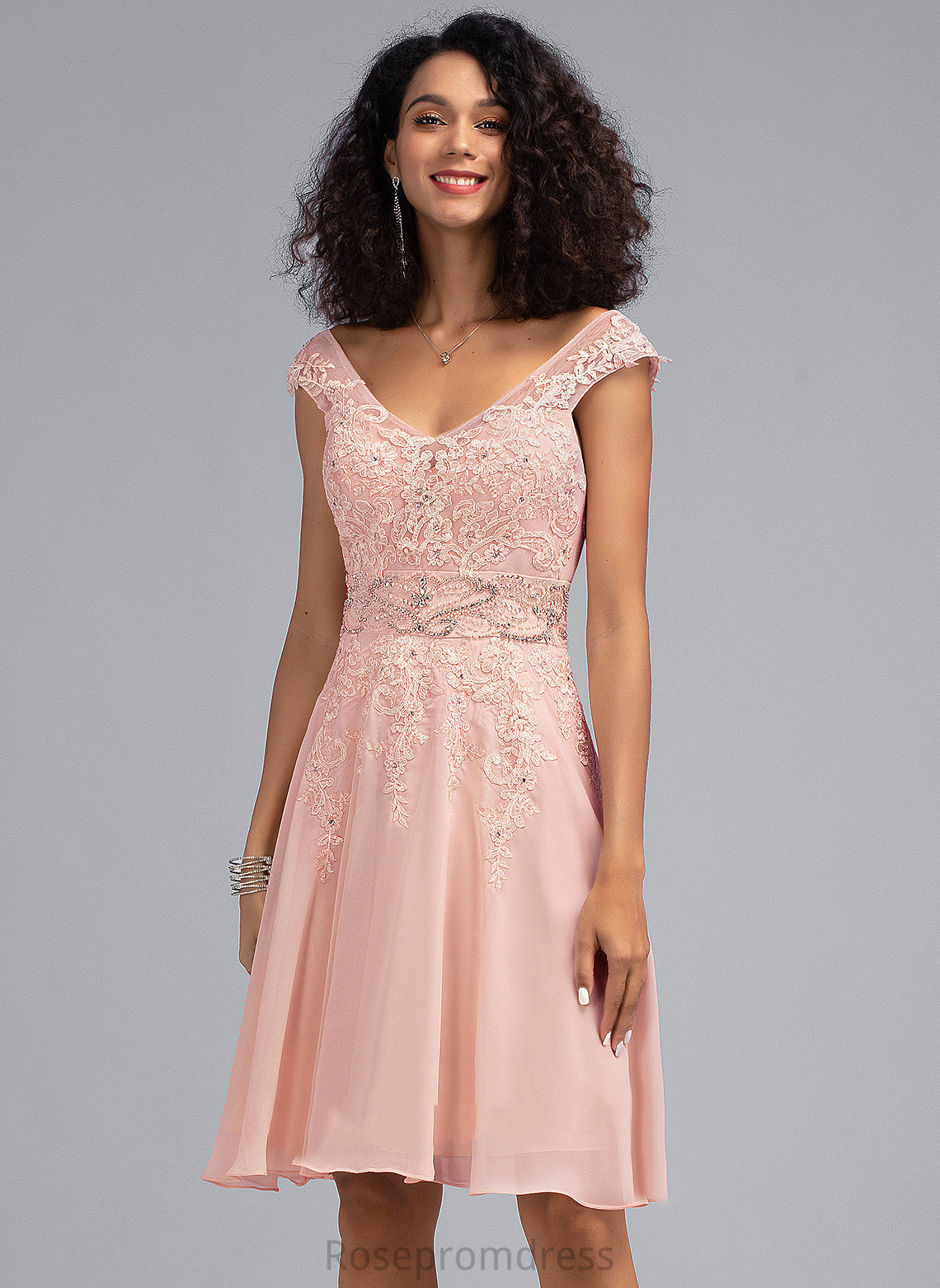 Homecoming Knee-Length Chiffon Maud With A-Line Homecoming Dresses Beading Lace V-neck Dress