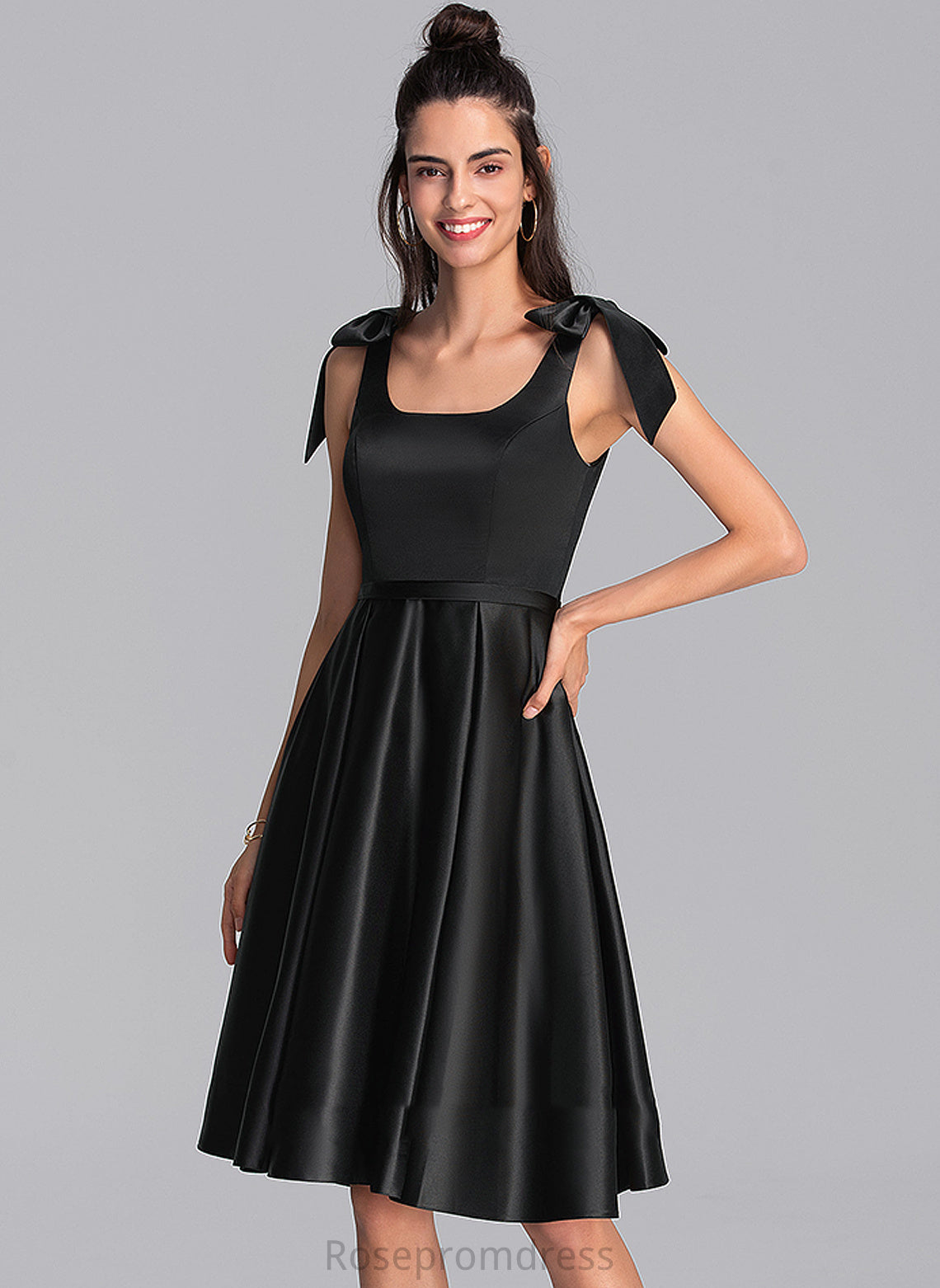 Melody Neckline Homecoming A-Line Homecoming Dresses Satin Dress Knee-Length Bow(s) Square With