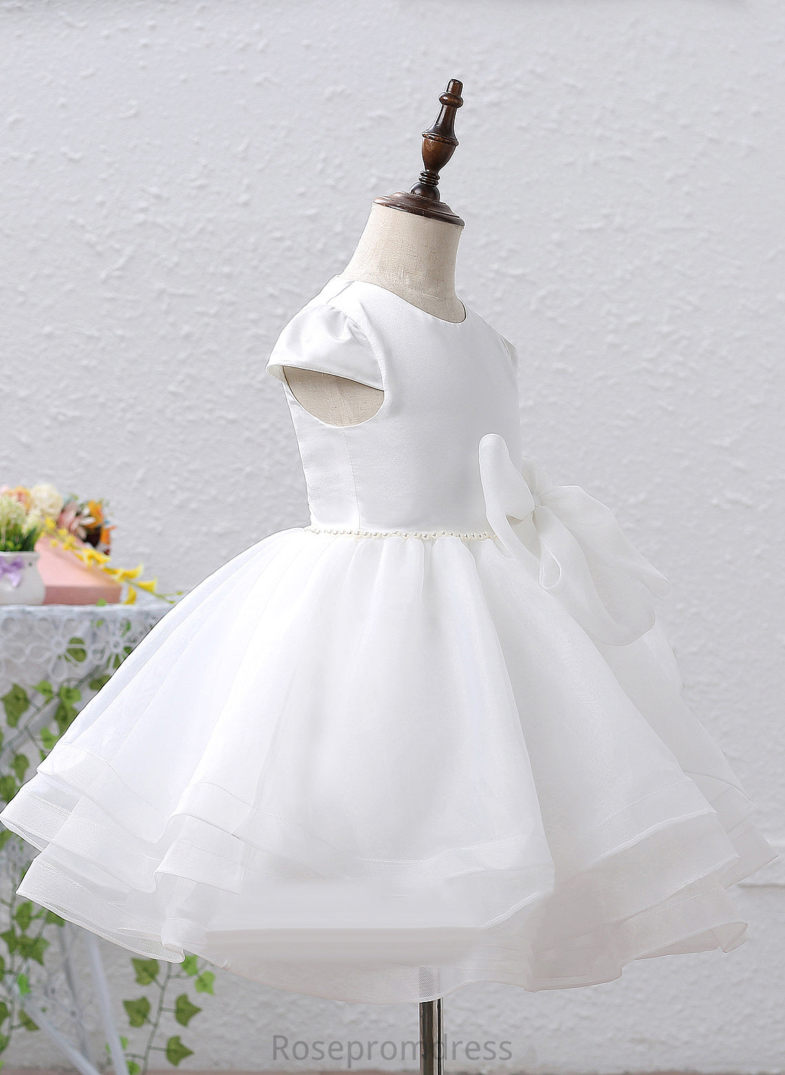 Sleeveless Neck Girl - Flower A-Line/Princess Aliya Dress Flower Girl Dresses Knee-length Scoop With Beading/Bow(s) Organza/Satin